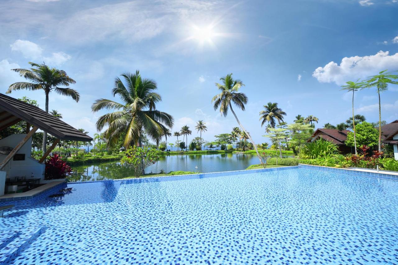 Gokulam Grand Resort & Spa, Kumarakom Exteriér fotografie