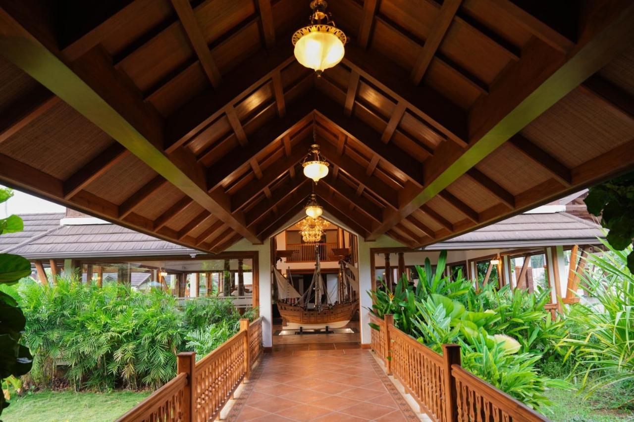 Gokulam Grand Resort & Spa, Kumarakom Exteriér fotografie