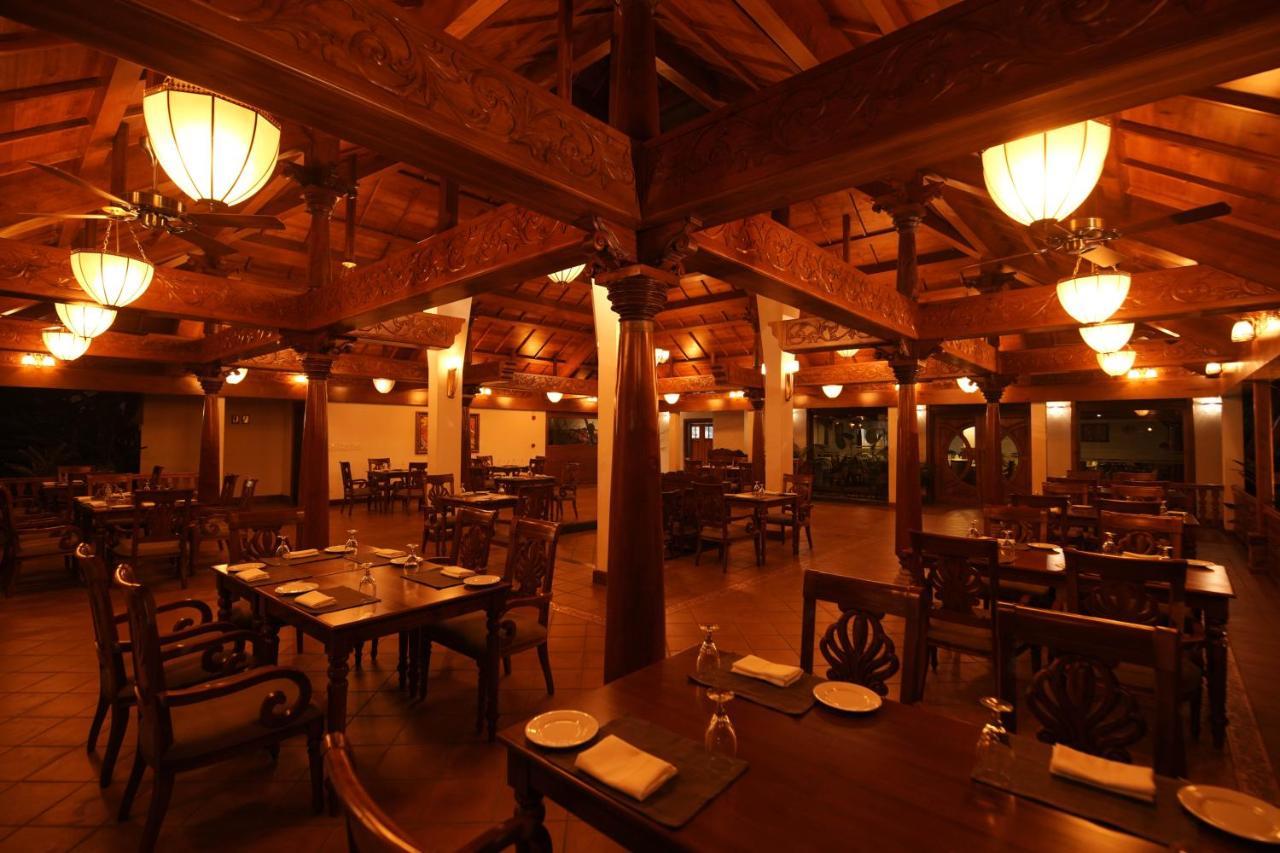 Gokulam Grand Resort & Spa, Kumarakom Exteriér fotografie